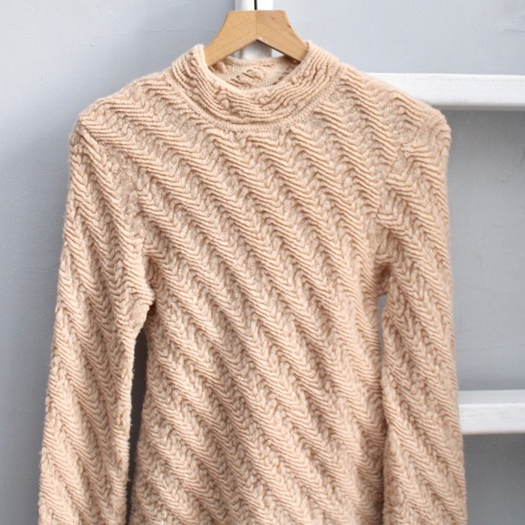 Sundance Light Brown Mock Neck Flare Sleeves Wool Pullover Sweater Size Small - Picture 3 of 4